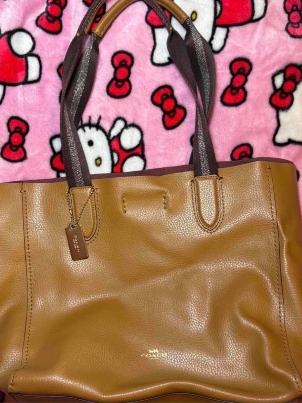 COACH Caramel Tan Leather Tote with Dark Brown Straps
